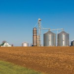 The Difference Between Grain Bins and Silos