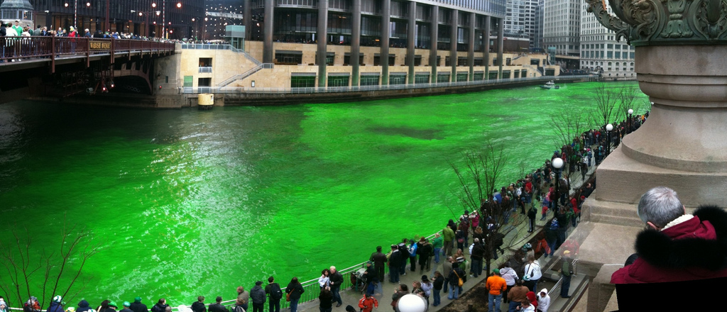 St. Patrick's Day Turns Chicago's River Green