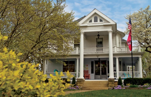 Discover the Charm of Charleston, Illinois