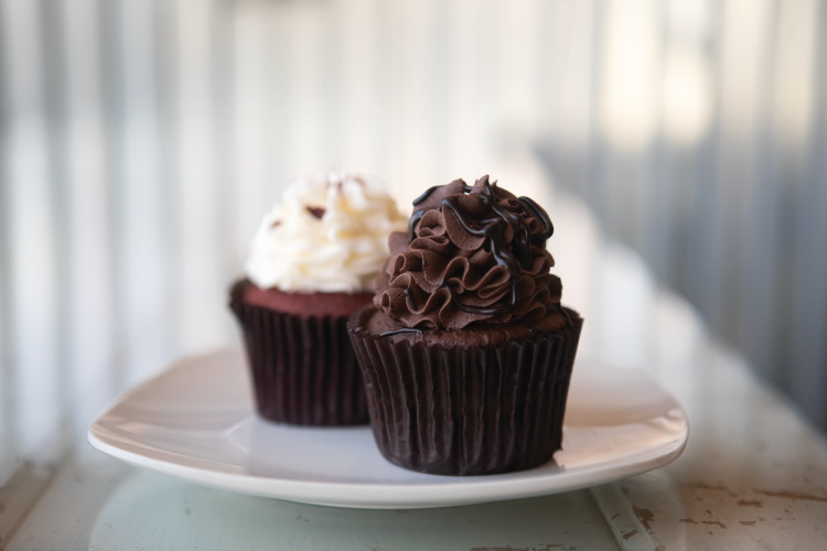 Cupcakes on display at Sissy's- A Sweet Shoppe in downtown Metropolis, Illinois.
