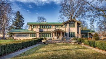 Photo Adolph Mueller House demonstrates the architecture