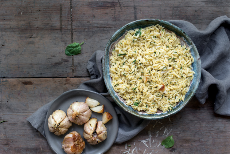 Creamy Roasted Garlic and Spinach Orzo