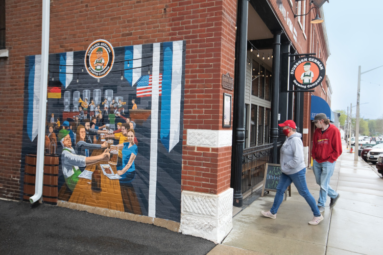 People entering Stubborn German