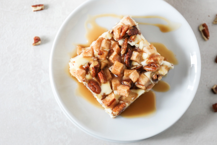 Caramel Apple Cheesecake Bars