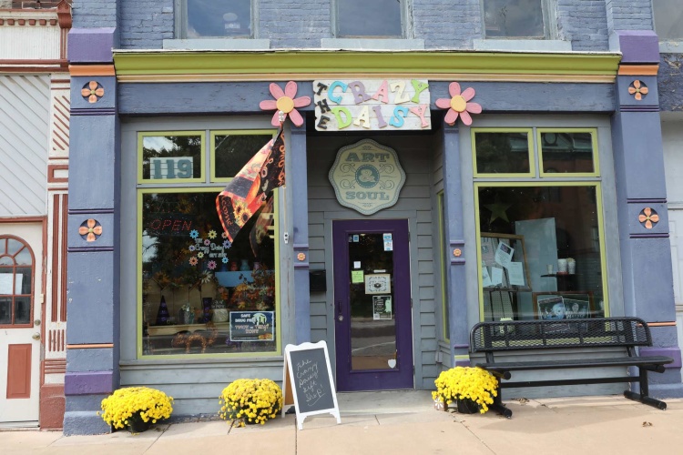 The Crazy Daisy exterior 