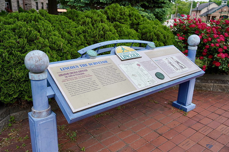 Looking for Lincoln sign