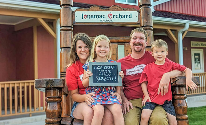 Jonamac Orchard in DeKalb County Creates Moments to Live For