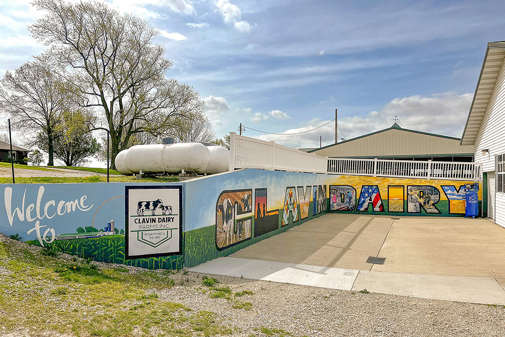 Welcome mural painted at Clavin Dairy Farm