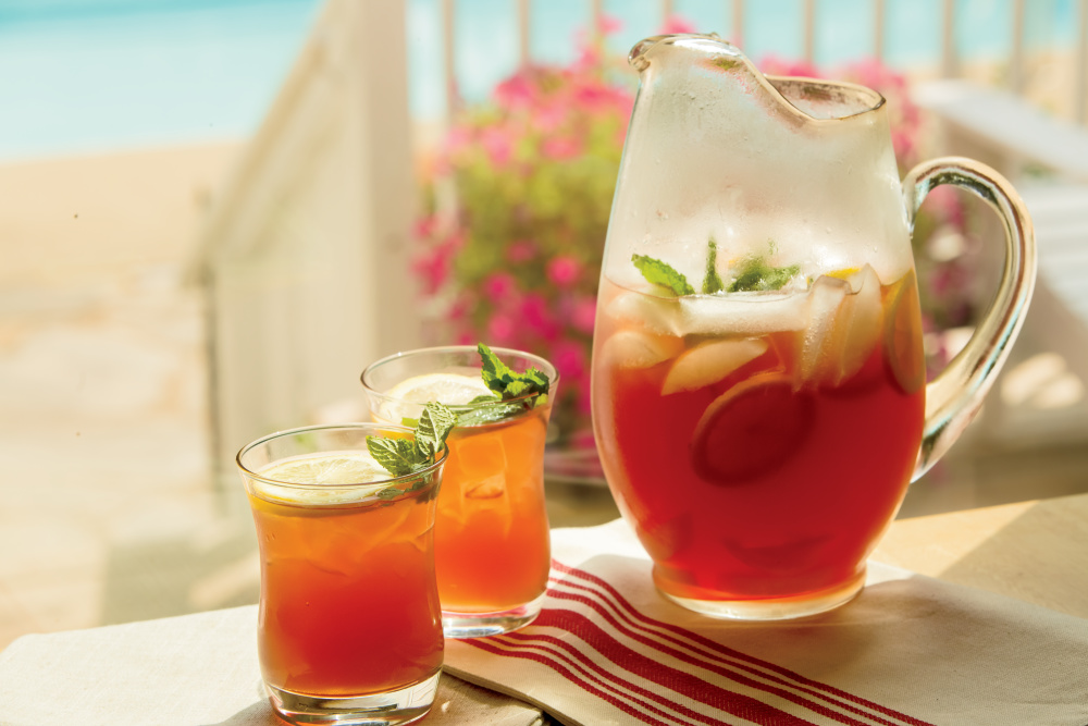 Sparkling Lemon Herb Tea with Honey