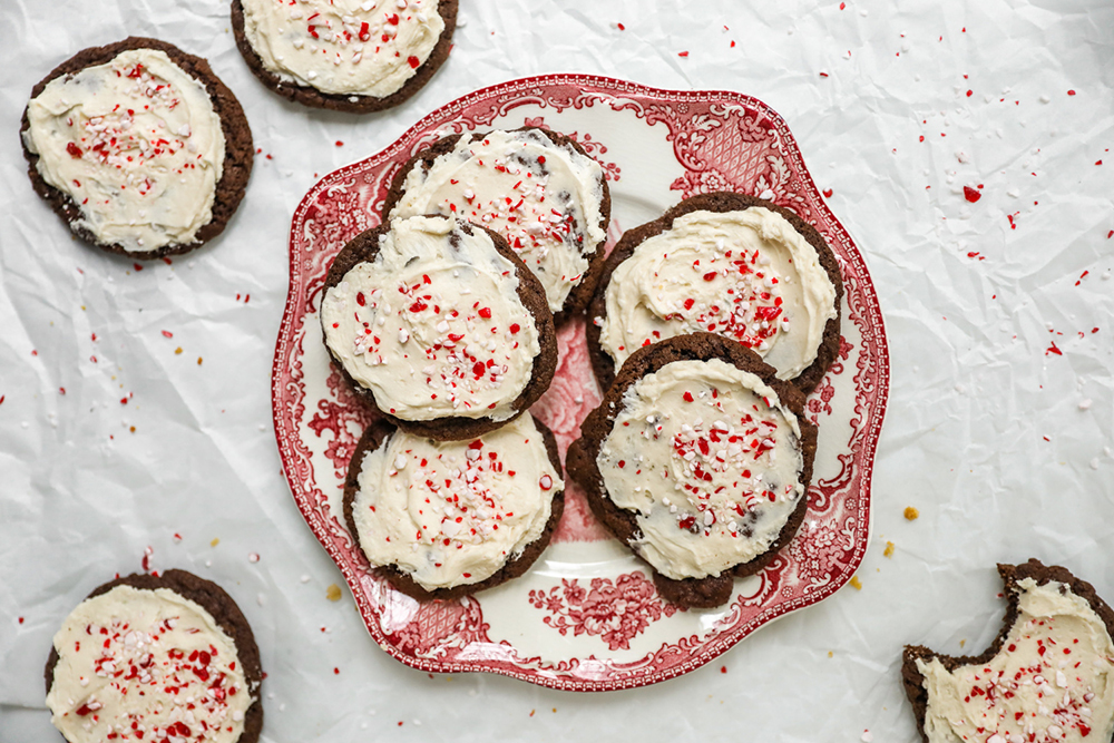Chocolate Cookies with Peppermint Frosting