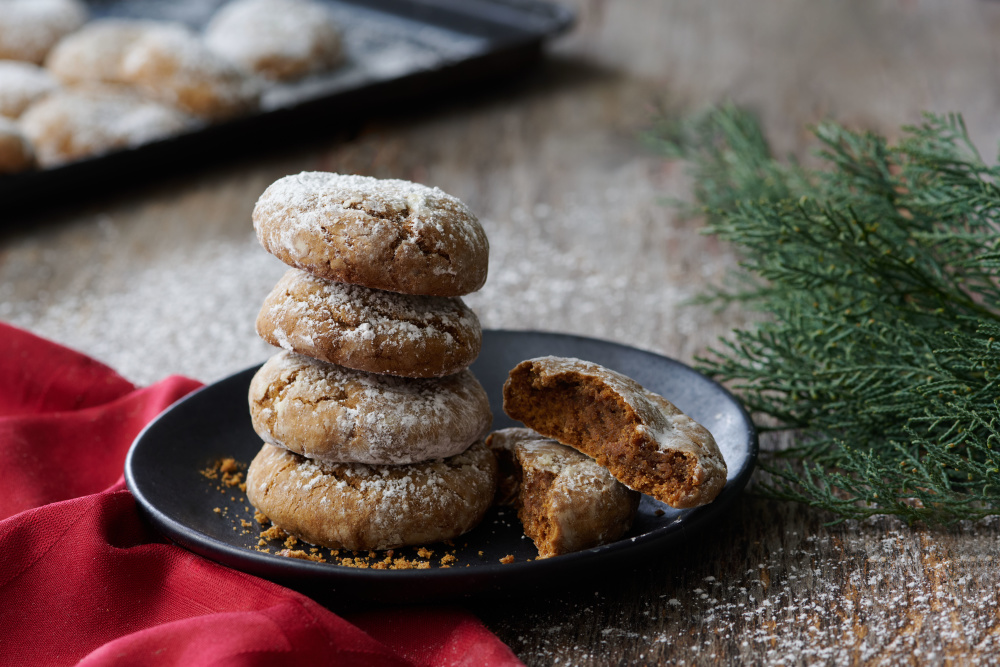 Gingerbread Crinkle Cookies