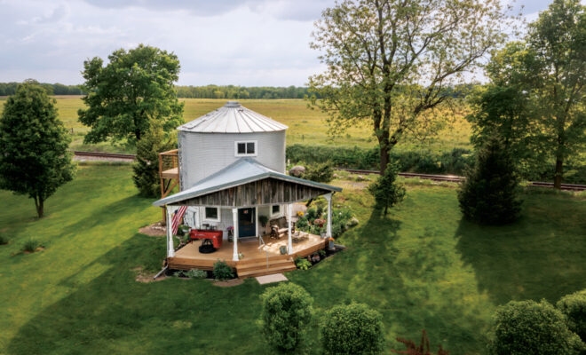 Illinois Farm Stays Welcome Visitors to Enjoy a Rural Retreat (VIDEO)