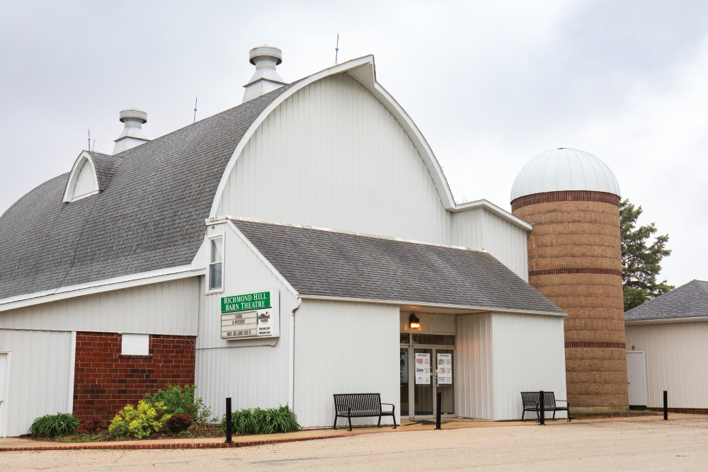 Richmond Hill Players theatre exterior, which is an old dairy barn 