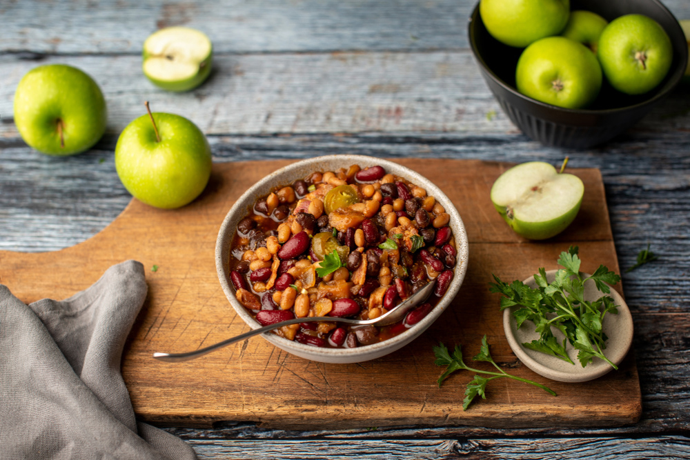 Slow Cooker Apple Molasses Baked Beans