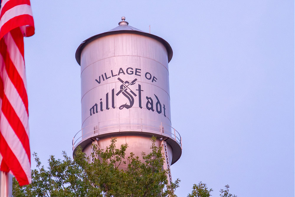 Millstadt water tower
