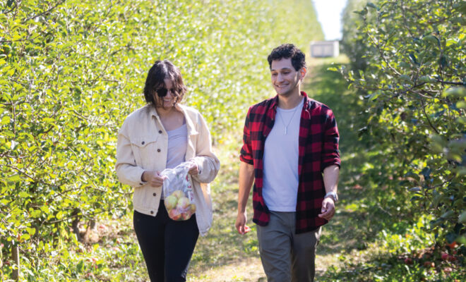 Tanners Orchard works with MAIA to create apples with better, taste, texture and disease resistance, which also keeps customers coming back.