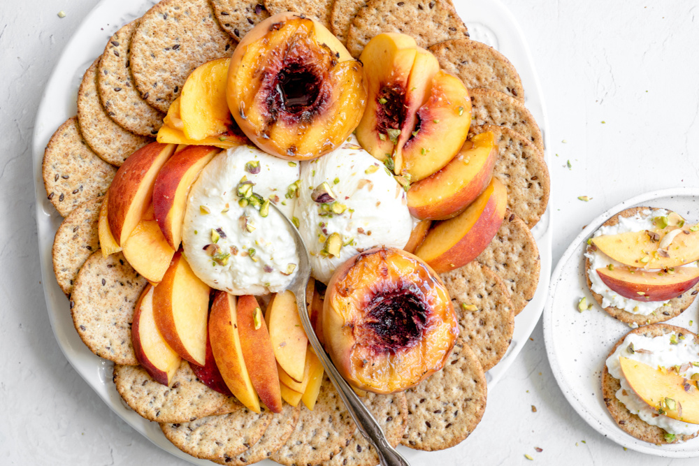 Grilled Peach Burrata Salad