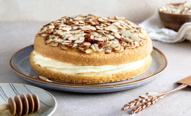 Bee Sting Cake